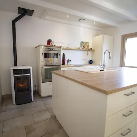 Une Ile, Entre Plages Et Marais Holiday home